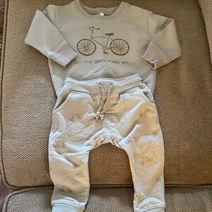 Rylee + Cru Sage Bicycle Sweatshirt & Jogger Set